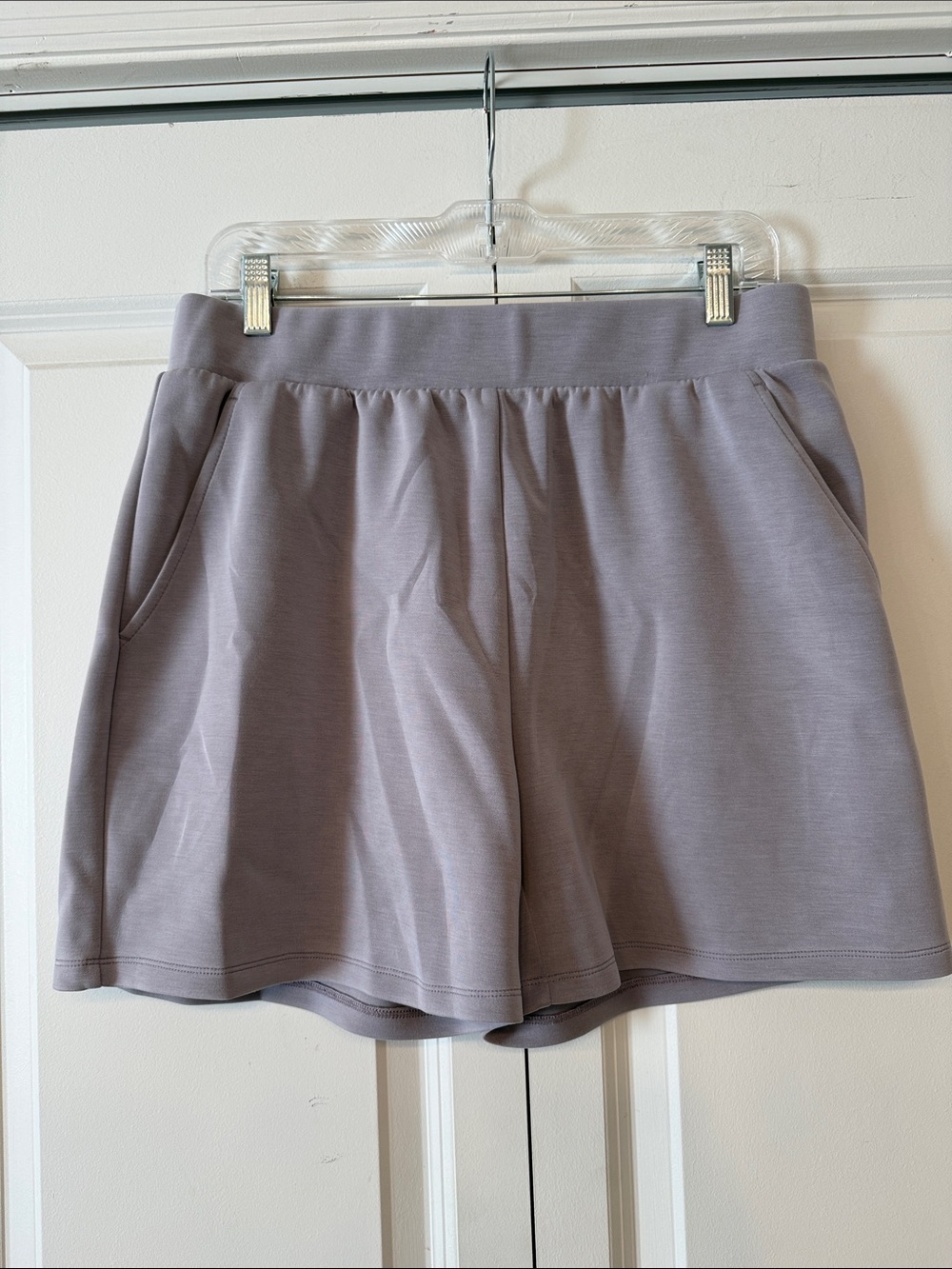 Casual Pull-On Skort in Light Gray